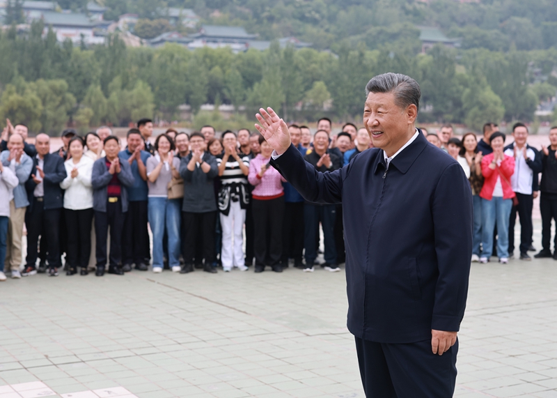 习近平在甘肃考察时强调深化改革勇于创新苦干实干富民兴陇奋力谱写中国式现代化甘肃篇章途中在陕西宝鸡考察蔡奇陪同考察「相关图片」 习近平在甘肃考察时强调深化改革勇于创新苦干实干富民兴陇奋力谱写中国式现代化甘肃篇章途中在陕西宝鸡考察蔡奇陪同考察「相关图片」