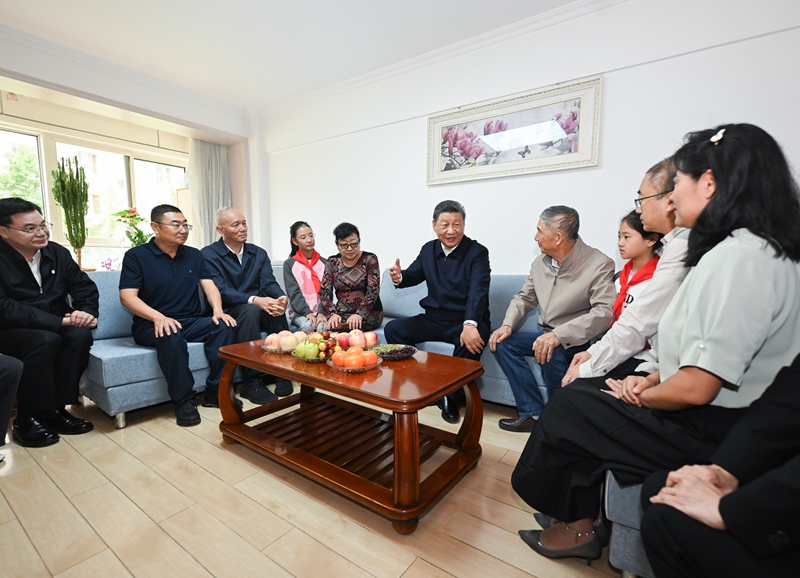 习近平在甘肃考察时强调深化改革勇于创新苦干实干富民兴陇奋力谱写中国式现代化甘肃篇章途中在陕西宝鸡考察蔡奇陪同考察「相关图片」 习近平在甘肃考察时强调深化改革勇于创新苦干实干富民兴陇奋力谱写中国式现代化甘肃篇章途中在陕西宝鸡考察蔡奇陪同考察「相关图片」