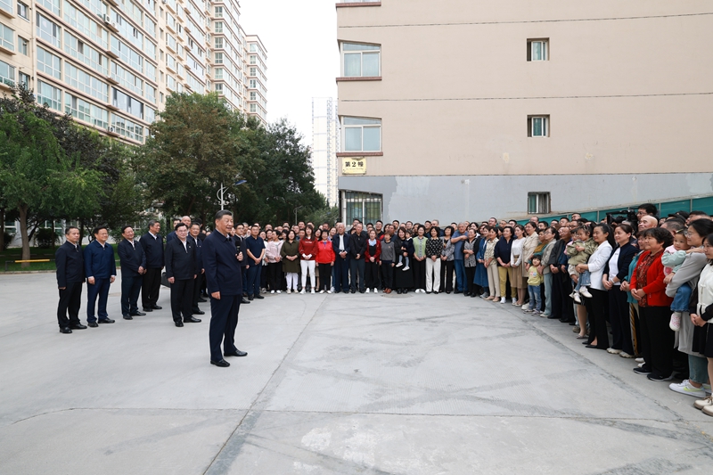 习近平在甘肃考察时强调深化改革勇于创新苦干实干富民兴陇奋力谱写中国式现代化甘肃篇章途中在陕西宝鸡考察蔡奇陪同考察「相关图片」 习近平在甘肃考察时强调深化改革勇于创新苦干实干富民兴陇奋力谱写中国式现代化甘肃篇章途中在陕西宝鸡考察蔡奇陪同考察「相关图片」
