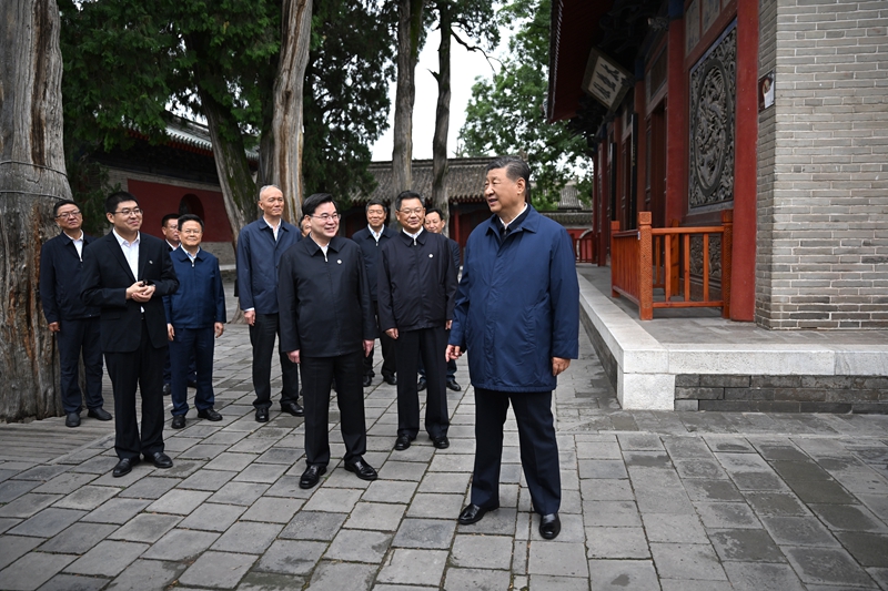 习近平在甘肃考察时强调深化改革勇于创新苦干实干富民兴陇奋力谱写中国式现代化甘肃篇章途中在陕西宝鸡考察蔡奇陪同考察「相关图片」 习近平在甘肃考察时强调深化改革勇于创新苦干实干富民兴陇奋力谱写中国式现代化甘肃篇章途中在陕西宝鸡考察蔡奇陪同考察「相关图片」